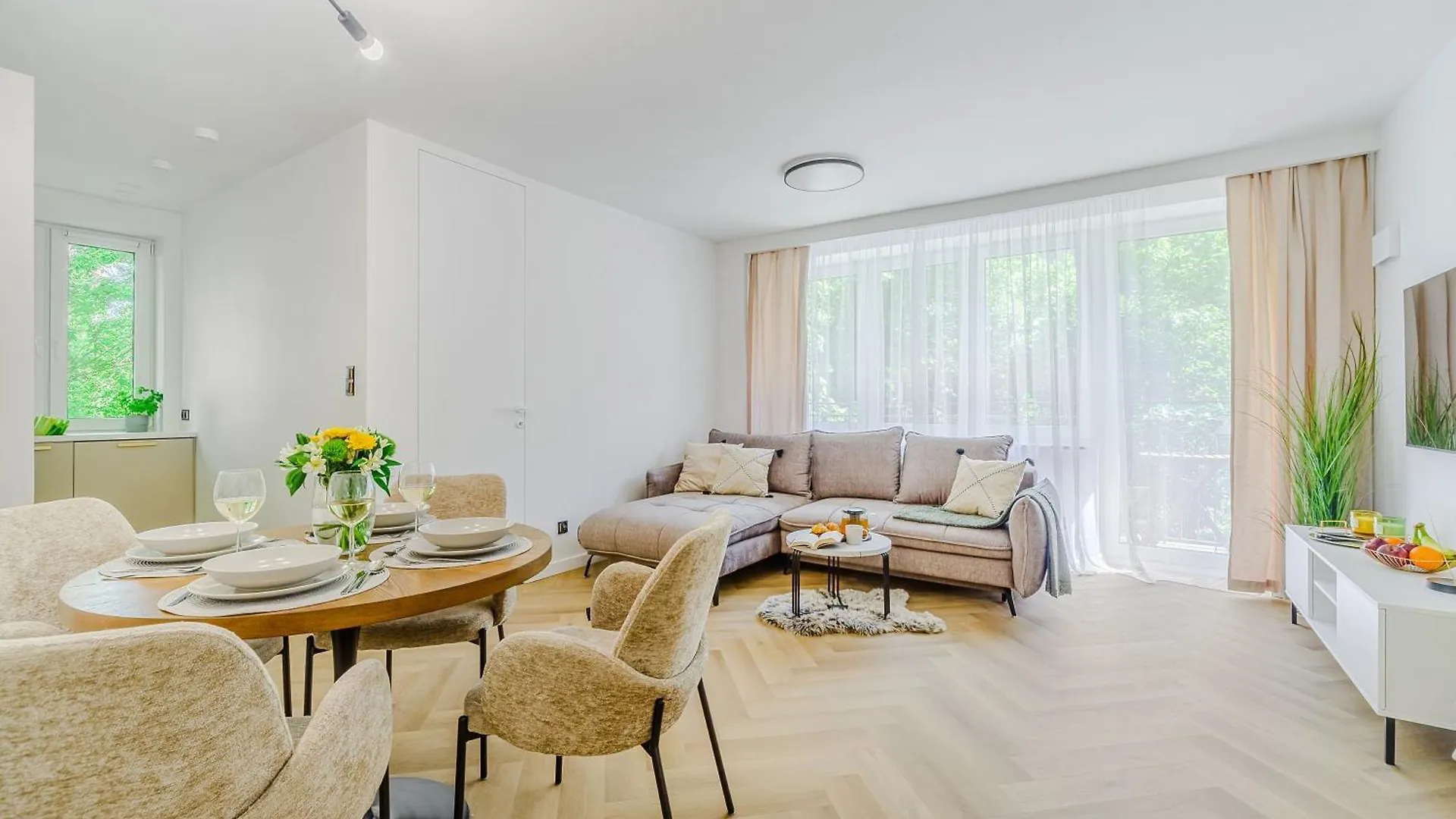 Apartament Lumina Lux Apart With A Balcony Near Palace Of Culture And Science Warszawa